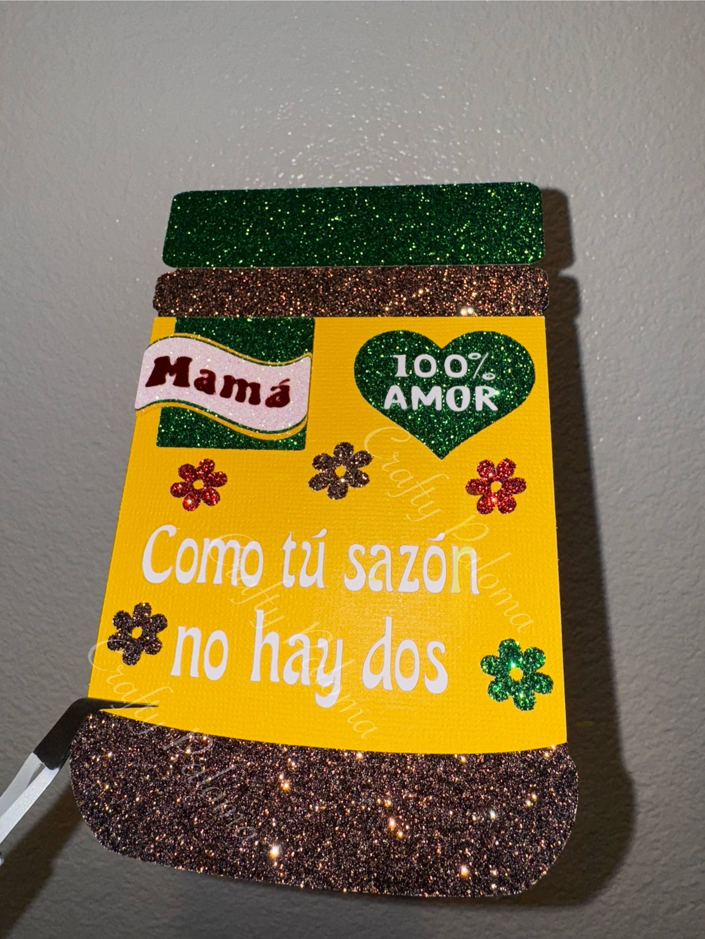 Mamá Sazón Topper